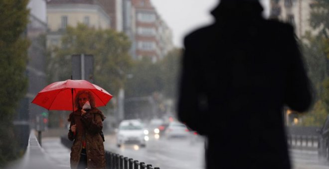 La borrasca 'Bárbara' desaparecerá este jueves pero antes dejará a diez provincias en riesgo por lluvias y oleaje