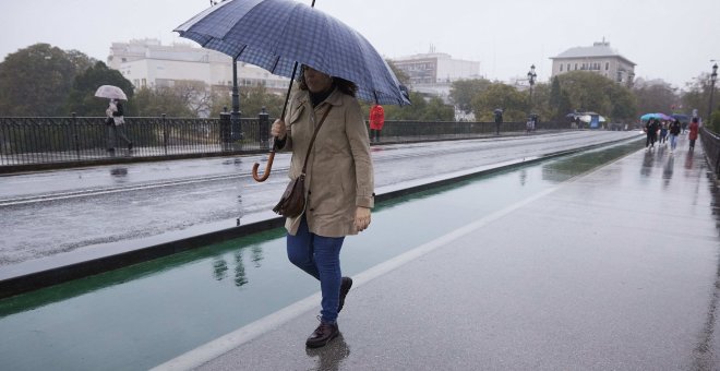 Una nueva borrasca pone en alerta a 11 comunidades por lluvias o viento