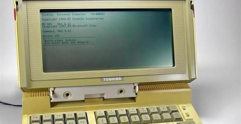 El primer ordenador portátil, el Toshiba T1100, cumple 30 años