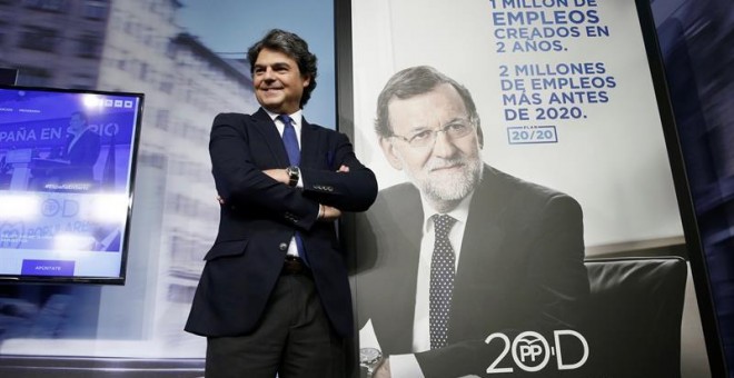 El director de Campaña del PP, Jorge Moragas, durante la presentación esta mañana en Madrid de la campaña electoral del Partido Popular. EFE/Juan Carlos Hidalgo.