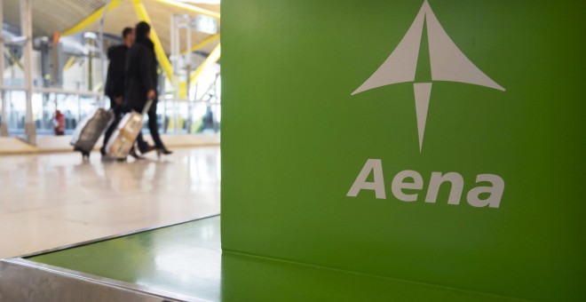 Un mostrador de Aena en el aeropuerto Adolfo Suárez-Madrid Barajas. REUTERS