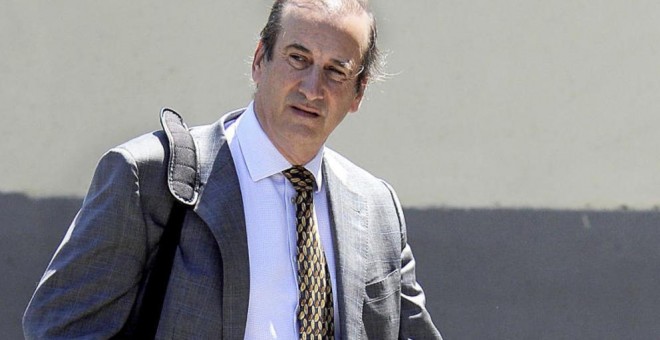 Francis Franco se enfrenta a peticiones de condena de hasta seis años de prisión en el juicio que comienza este lunes en Teruel. EFE