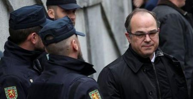 Jordi Turull ante las puertas del Tribunal Supremo. REUTERS/Susana Vera