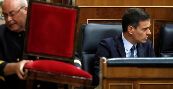 El candidato socialista a la Presidencia, Pedro Sánchez, durante la segunda jornada del debate de investidura. EFE