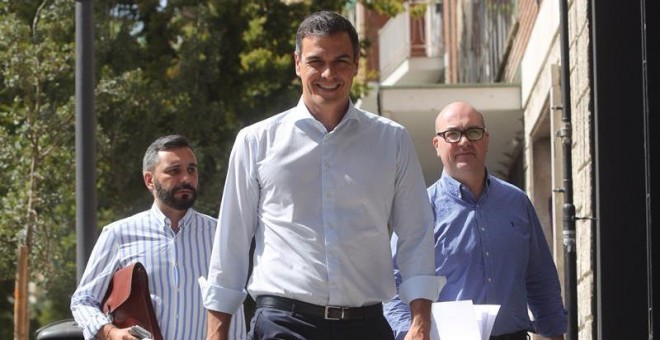 El presidente del Gobierno en funciones, Pedro Sánchez, a su llegada a una reunión con diversas organizaciones. EFE