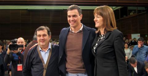 El secretario general del PSOE, Pedro Sánchez, en su intervención de este sábado en una asamblea abierta celebrada en Donostia - EP