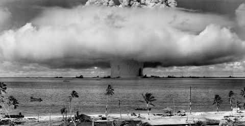 Prueba de una bomba nuclear de EEUU