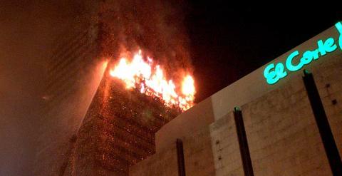 Incendio en el edificio Windsor, el 12 de febrero de 2005.