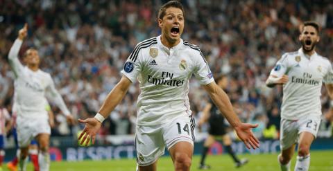 Chicharito celebra su gol al Atlético. Reuters / Juan Medina