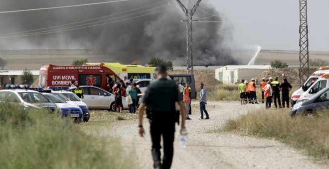 La escena de la explosión de la empresa de pirotecnia en Zaragoza./ REUTERS/Luis Correas