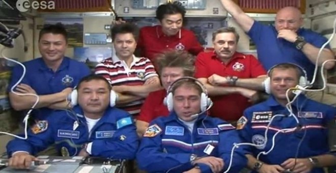 Nueve astronautas de cinco naciones, juntos en el espacio