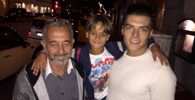 El sirio zancadilleado junto a su hijo llegará a Madrid, acogido por el Centro de Formación de Entrenadores