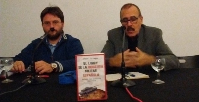 El  profesor de Derecho Eduardo Melero presentó el libro del investigador Pere Ortega.