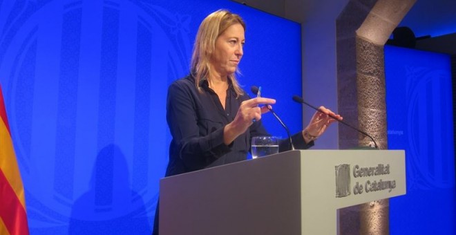 La vicepresidenta del Govern, Neus Munté durante la rueda de prensa de hoy martes. EUROPA PRESS