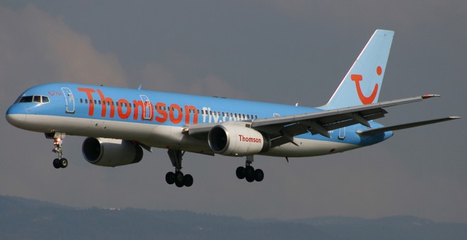 Un Boeing 757-204 de la aerolínea británica Thomson Airways.REUTERS