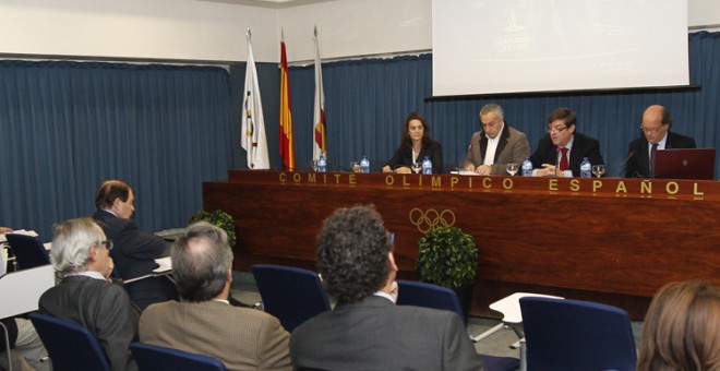 El jueves pasado se reunió el COE con las federaciones olímpicas y no olímpicas. Tan solo se observa a una mujer en la foto, la vicepresidenta Isabel Fernández./COE