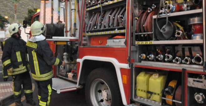 Un camión del cuerpo de bomberos de Tenerife.