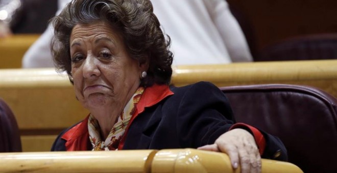 Rita Barberá, exalcaldesa de Valencia, en su escaño en el Senado. EFE/Kiko Huesca