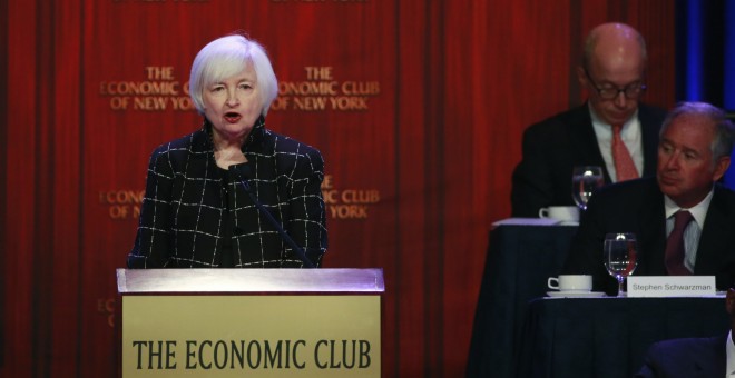 La presidenta de la Reserva Federal, Janet Yellen, durante su intervenciónen la cena anual del Club Económico de Nueva York. REUTERS/Lucas Jackson