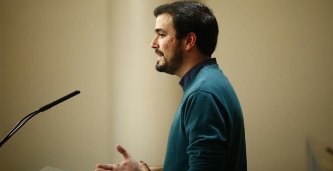 Garzón aboga por poner fin al 'teatro' con la abstención de C's y la apertura de un 'proceso de ruptura democrática'.- EUROPA PRESS