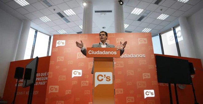 Albert Rivera, en una comparecencia ante los medios. / EFE