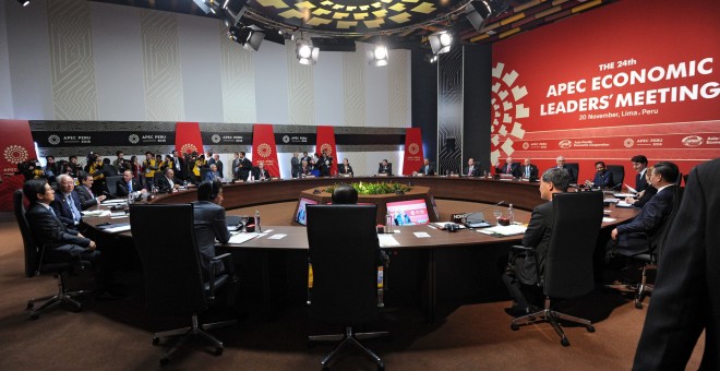 Imagen de la reunión de los líderes de los países del foro APEC (las siglas en inglés de Asia Pacific Economic Cooperation), en Lima, Perú. EFE