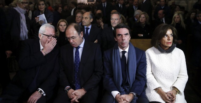 El expresidente del Gobierno José María Aznar y su esposa Ana Botella junto al presidente del Senado, Pío García-Escudero y el senador Pedro Agramunt durante la misa funeral por la exalcaldesa de Valencia Rita Barberá, oficiada por el cardenal arzobispo A