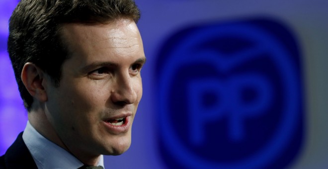 El vicesecretario de Comunicación del PP, Pablo Casado, durante la rueda de prensa ofrecida en la sede del partido, en Madrid. EFE/Chema Moya