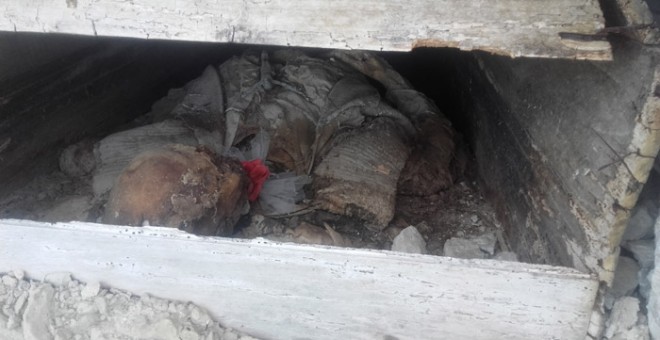 Estado de una tumba del cementerio viejo de Benamaurel