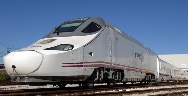 Tren Alvia de Renfe. E.P.