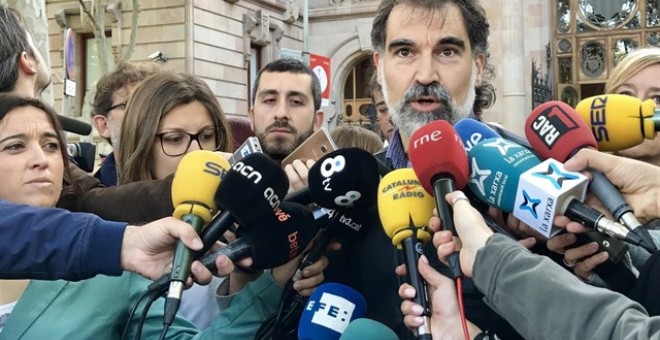 El president d'Òmnium, Jordi Cuixart, davant el TSJC. EUROPA PRESS