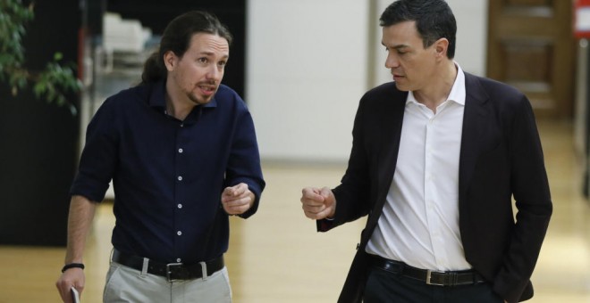 Los líderes del PSOE, Pedro Sánchez, y de Podemos, Pablo Iglesias.-EFE