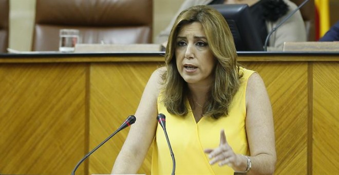 La presidenta de la Junta de Andalucía, Susana Díaz, durante su comparecencia en el pleno del Parlamento autonómico para informar sobre la situación política de la comunidad.EFE/Jose Manuel Vidal.