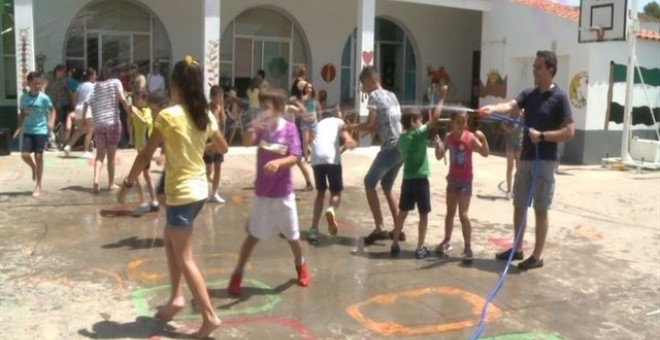 La Dirección General de Ordenación Educativa de la Consejería de Educación de la Junta de Andalucía considera 'justificada' la falta de asistencia del alumnado. EUROPA PRESS