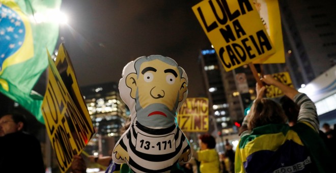 Protestas en Sao Paulo por la condena de Lula da Silva a 9 años y medio de cárcel /REUTERS