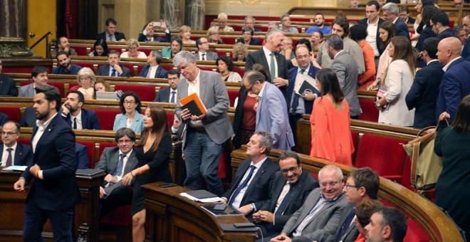 Diputats de PP, C's i PSC abandonen el Parlament com a gest de rebuig a votació sobre Llei del Referèndum / Toni Albir. EFE