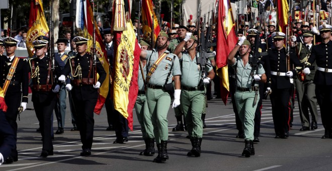 Desfile del Día de la Fiesta Nacional de este 12 de octubre, presidido por los reyes, y al que ha asistido el Gobierno en pleno, y la mayoría de líderes políticos. EFE/Zipi