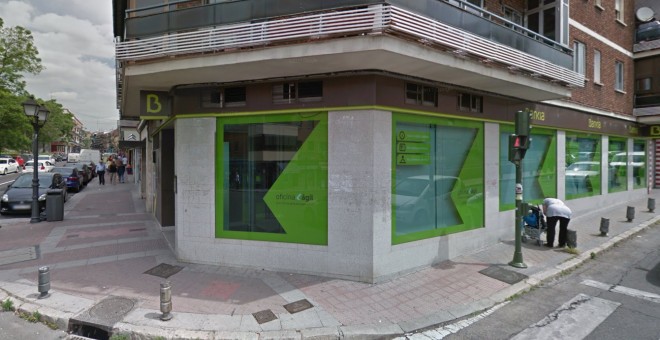 Imagen de la sucursal de Bankia donde está teniendo lugar el atraco con rehenes.- GOOGLE MAPS