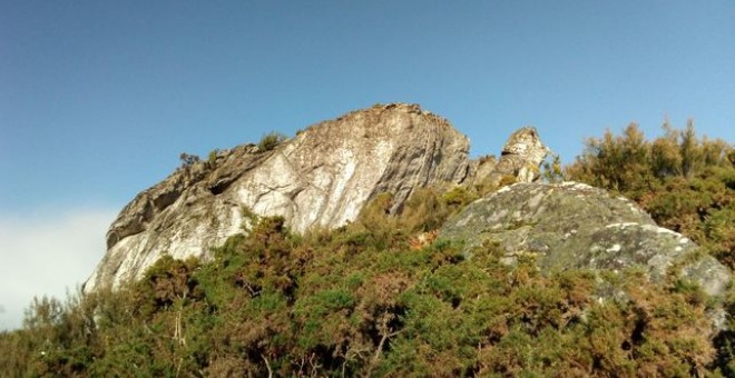 Vista del yacimiento arqueológico Pena Grande / A.C. CULTURA DO PAÍS