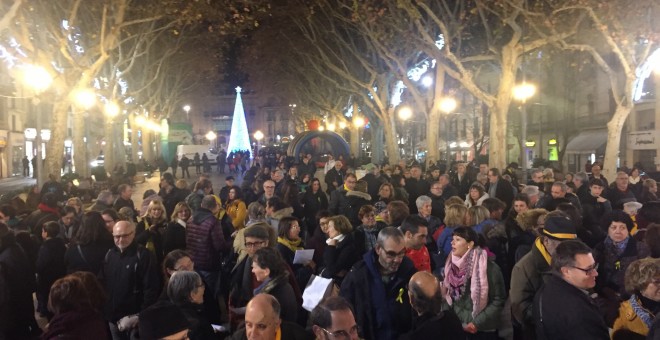 Concentració a Figueres en solidaritat amb els presos polítics, convocada per ANC, Òmnium Cultural i CDR / Públic