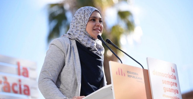 La diputada d'ERC al Parlament Najat Driouech, en un acte electoral de la campanya del 21D. / ERC