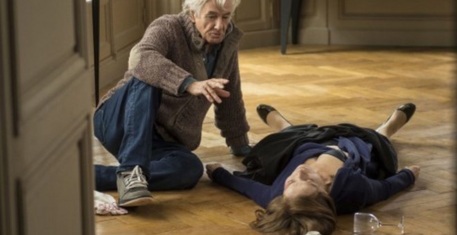 Paul Verhoeven con Isabelle Huppert, en el rodaje de 'Elle'