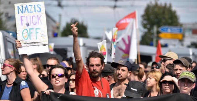 Imagen de la contramanifestación contra neonazis en Berlín. EFE/EPA/MARKUS HEINE