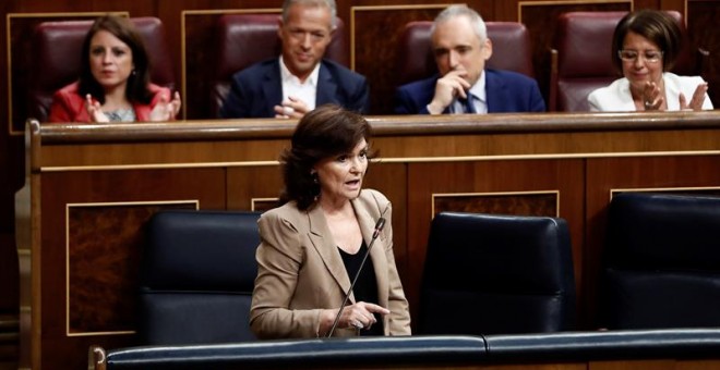 La vicepresidenta del Gobierno, Carmen Calvo, durante el pleno celebrado hoy en el Congreso de los Diputados. EFE/Mariscal