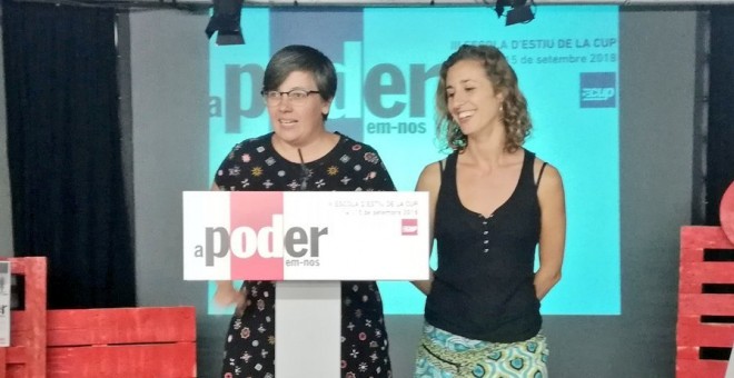 L'exdiputada de la CUP, Mireia Boya, intervenint en l'acte de cloenda de l'Escola d'Estiu dels anticapitalistes. @cupnacional