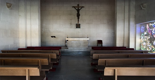 Vista de la capilla donde se encuentra la cripta donde está enterrada Carmen Polo.- J. GÓMEZ