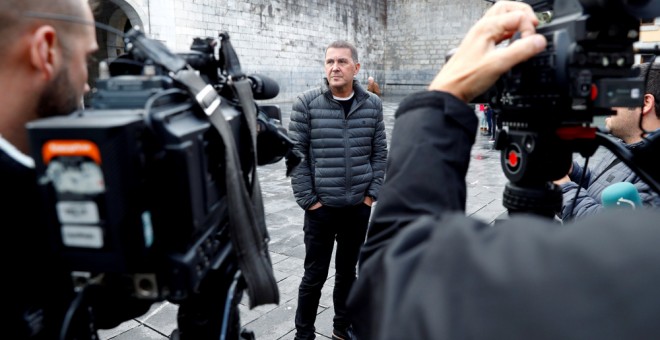 El coordinador general de EH Bildu, Arnaldo Otegi, en Elgoibar (Guipúzcoa). EFE/Juan Herrero