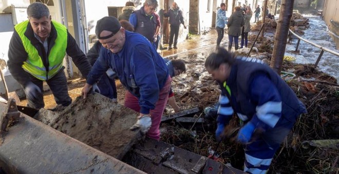 Zona afectada por las inundaciones en Viveiro. / ELISEO TRIGO (EFE)