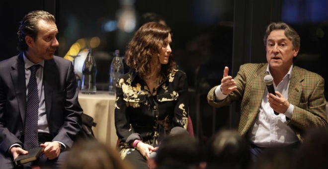 Javier Benegas, Isabel Díaz Ayuso y Hermann Tertsch, en el debate ‘Contra la censura'. FOTO: PP MADRID / ALBERTO CUÉLLAR