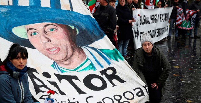 Acto de homenaje celebrado hoy en San Sebastián a Aitor Zabaleta, seguidor de la Real Sociedad